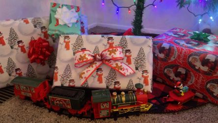 Christmas Gift Wrapping Service 