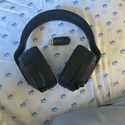 Wireless headset for any console