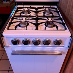 4 Burner Stove / Oven (20” Wide?