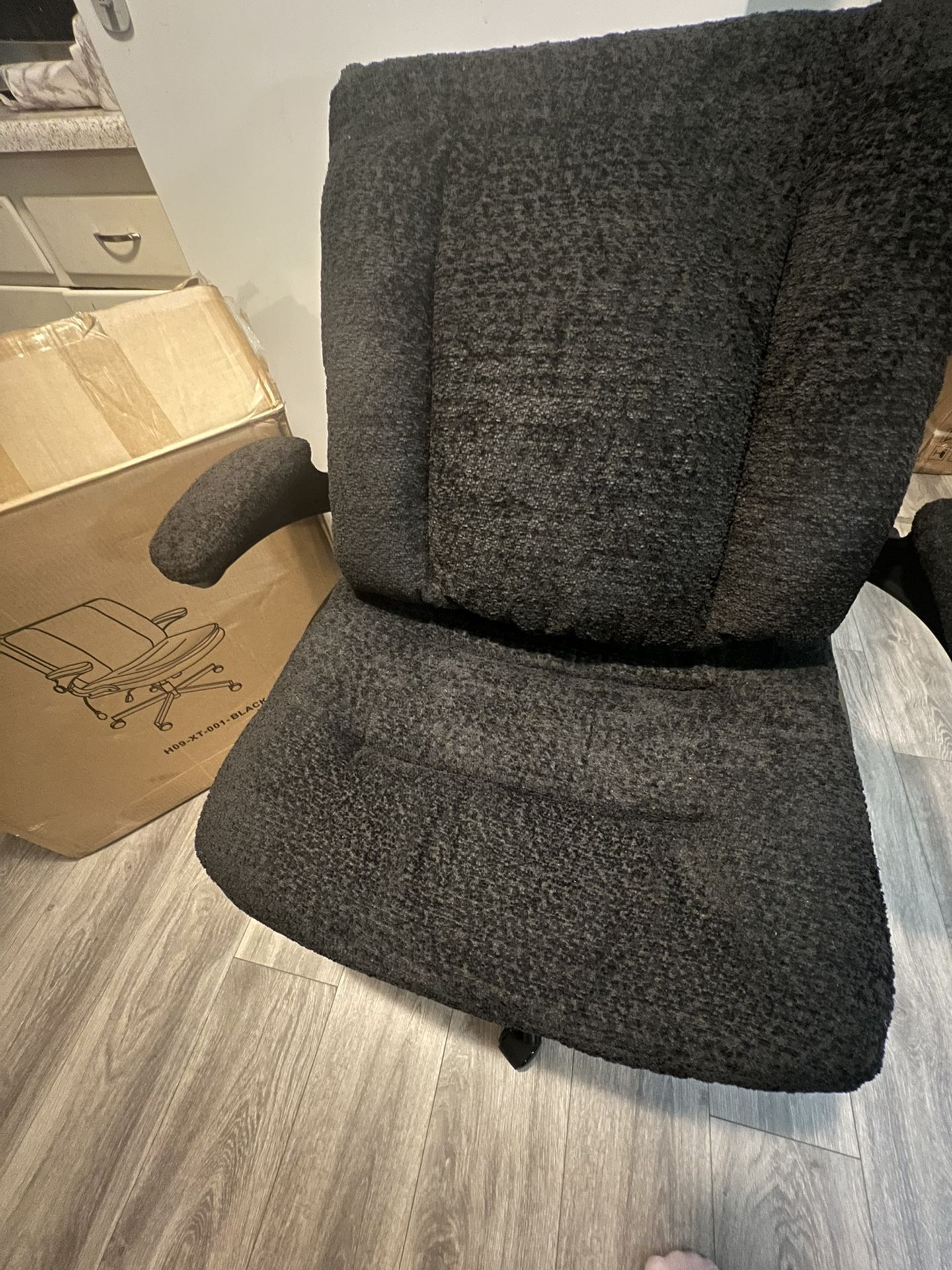 TikTok crisscross chair