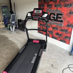 Sole F63 Treadmill 