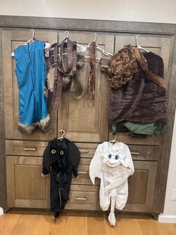 “How to train your dragon” Halloween costume set