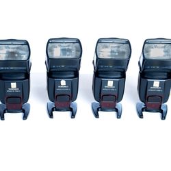 YONGNUO SET OF SPEEDLITE FLASHES, TRIGGER AND SLAVES.