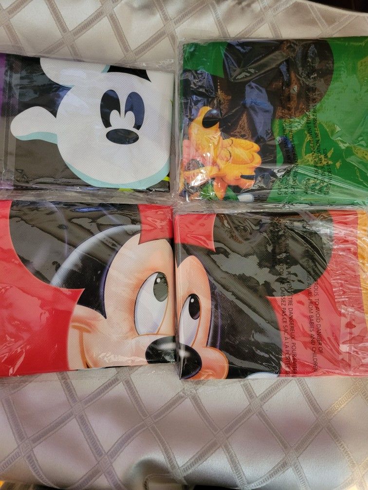 Set Of 3 Mickey Mouse Tote Bags And 1 Glow In The Dark Trick Or Treat Tote Bag