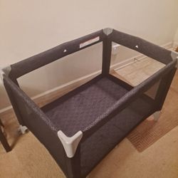 Costco Kids Pack N Play