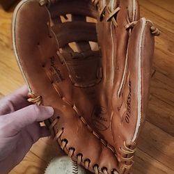 Oversize Softball Glove with Extra 