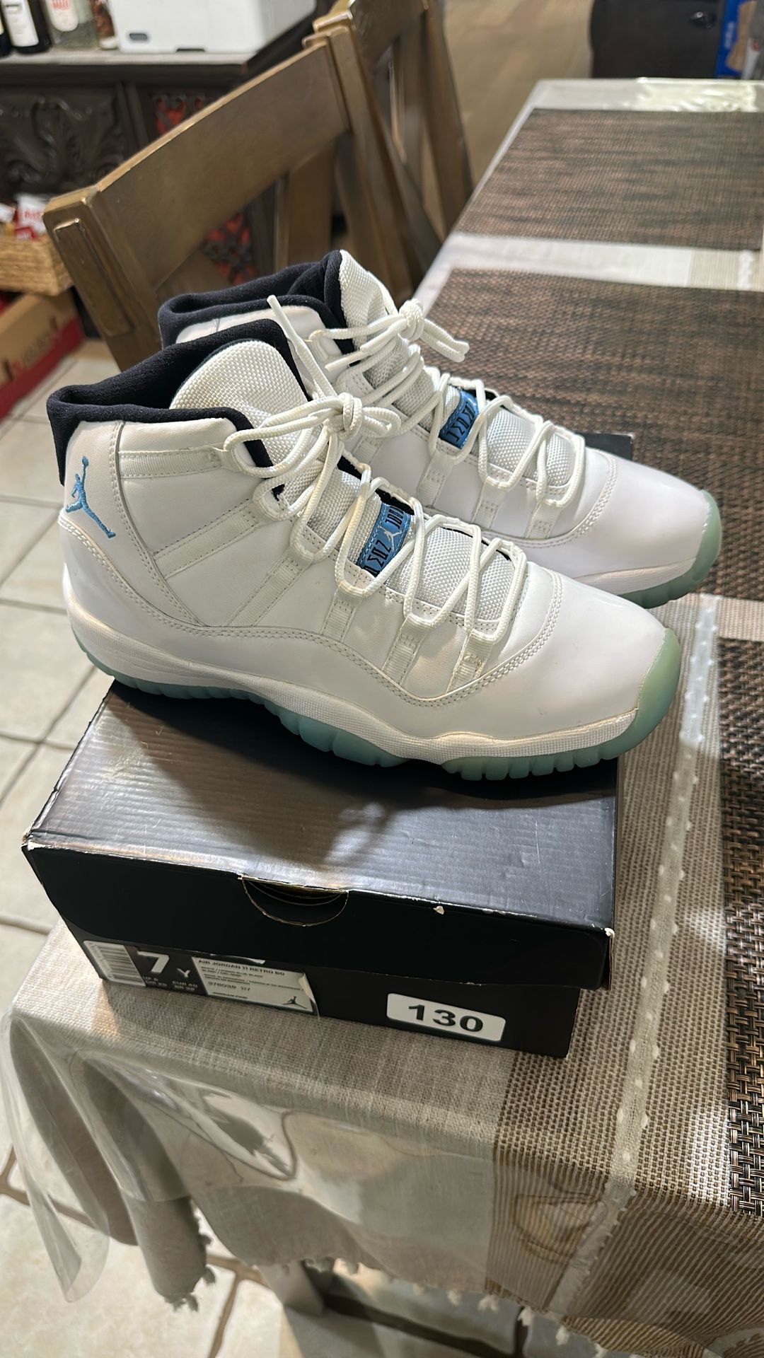 Air Jordan 11 Retro BG Size 7y $110