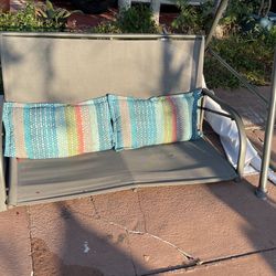 Swingset For Parts and/or Repair ( Missing Screws)