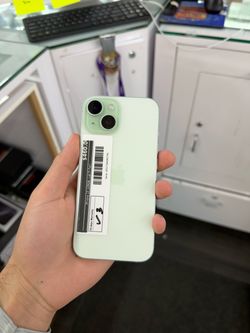 iPhone 15 128GB (Unlocked)