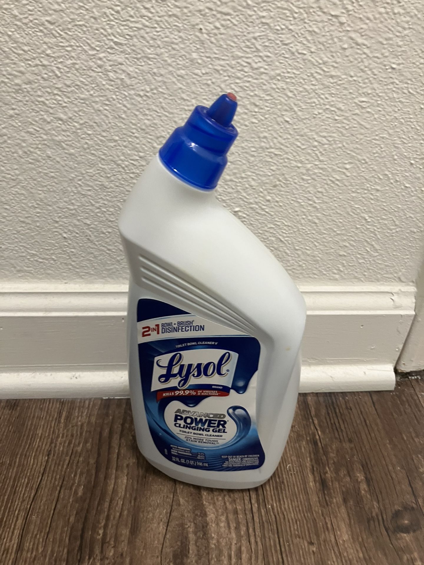 Brand new Lysol Clinging Gel Toilet Bowl Cleaner
