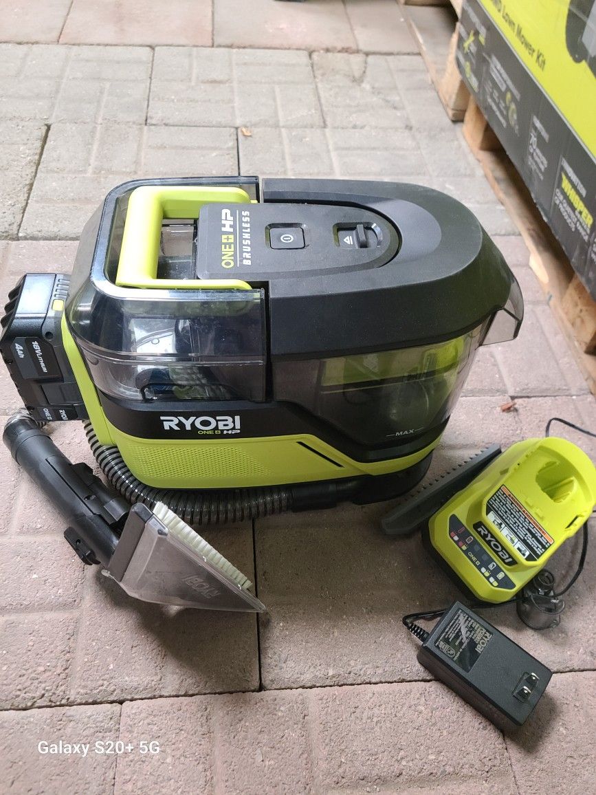 Ryobi 18v Brushless Cordless Swiftclean Mid-size Spot Cleaner