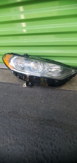 FORD FUSION PASSENGER HEADLIGHT LED 2017-2018-2019-2020