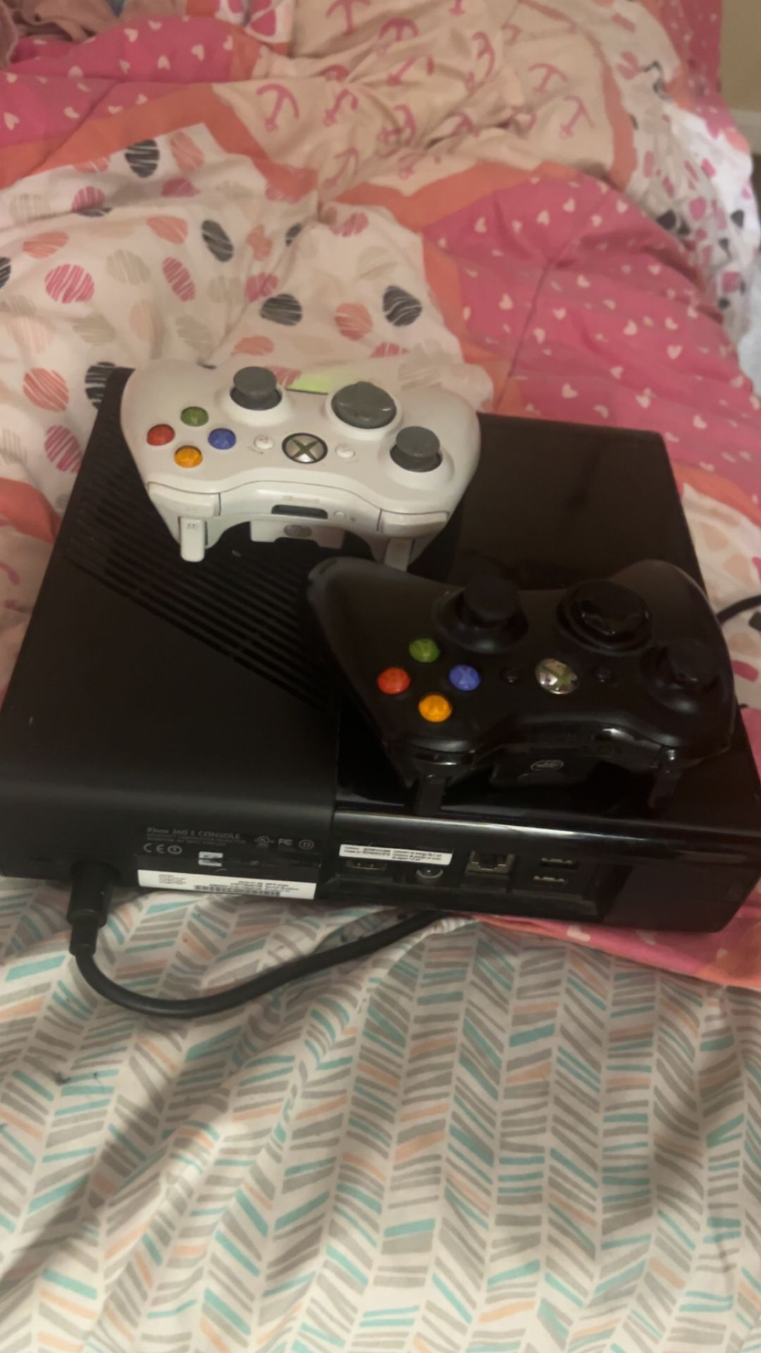 Modded xbox 360 with ncaaf 14 revamped, all old cod’s, modded gta 5 account, and skate 3