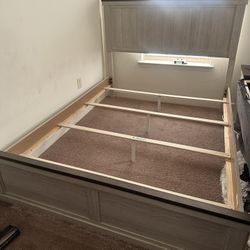 Queen bed Frame 