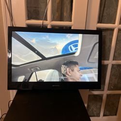 Emerson TV (No remote-No Base)