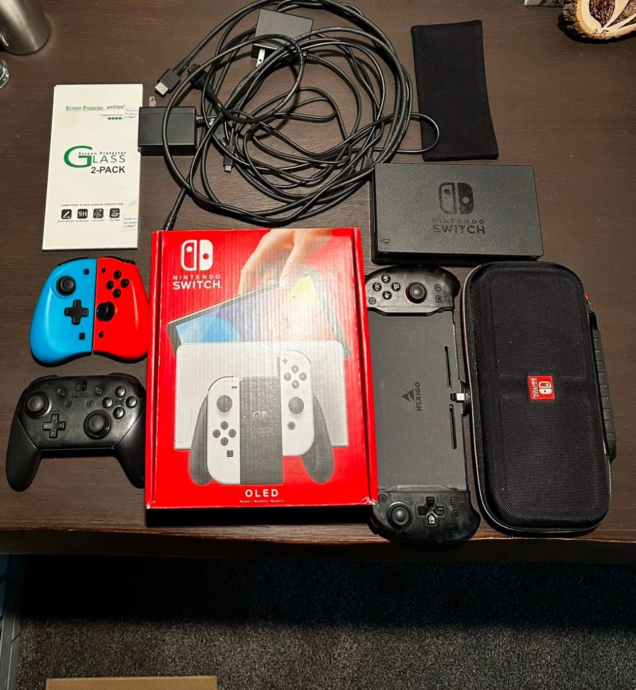 SWITCH OLED WHITE - ORIGINAL BOX, PRO CONTROLLER, EXTRA DOCK, CASES