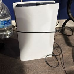 PS5 slim version 