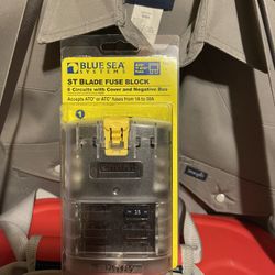 Blue Sea Systems ST Blade 6 Circuit Fuse Block 