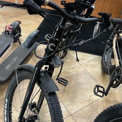 Cannondale Adventure Neo Allrd Eq Electric Bike