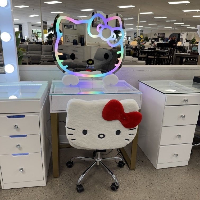 Hello Kitty Vanity 2PC Set - Mirror  &  Mini Vanity Table