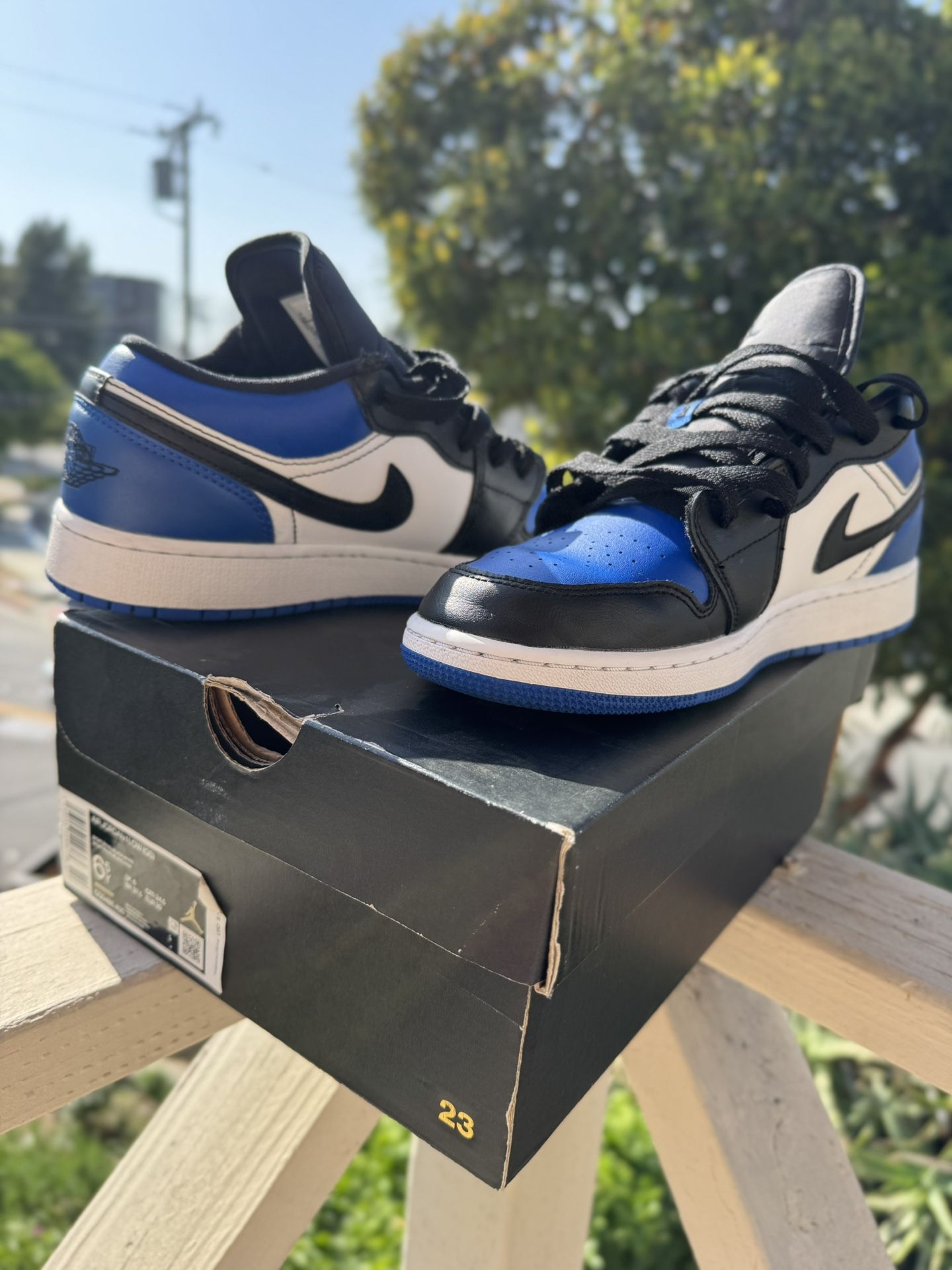 Jordan 1 Low Royal Toe Size 6.5