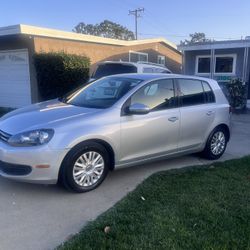 2011 Volkswagen Golf