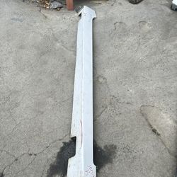 2019 Hyundai Ioniq Hybrid Right Passenger Rocker Molding 