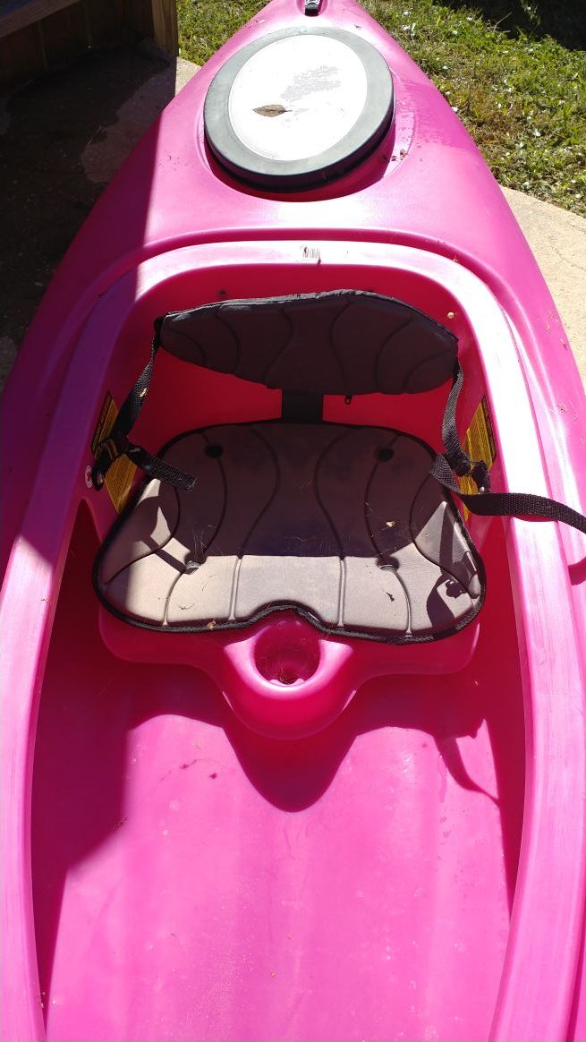 MUST GO! KAYAK Future Beach Fusion 124 n paddles