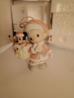 Precious Moments Disney Showcase Figurine