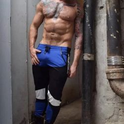 Men's Breedwell Jogger Blue Black Chaps style  NWT!!! 