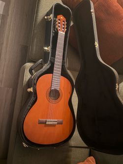 Yamaha C40 classical acoustic