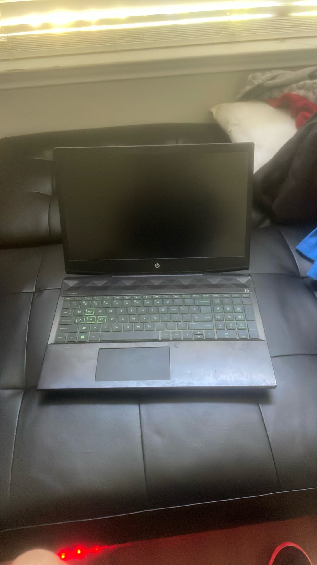 1050 Iaptop 120$