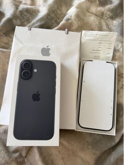 Apple iPhone 17 256GB Black New Open Box