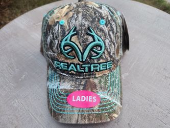 REALTREE BASEBALL HAT.   BRAND NEW!