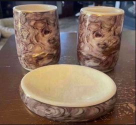 3-Piece Ceramic Bathroom Accessory set- NEW