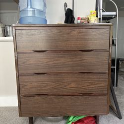 Commode 