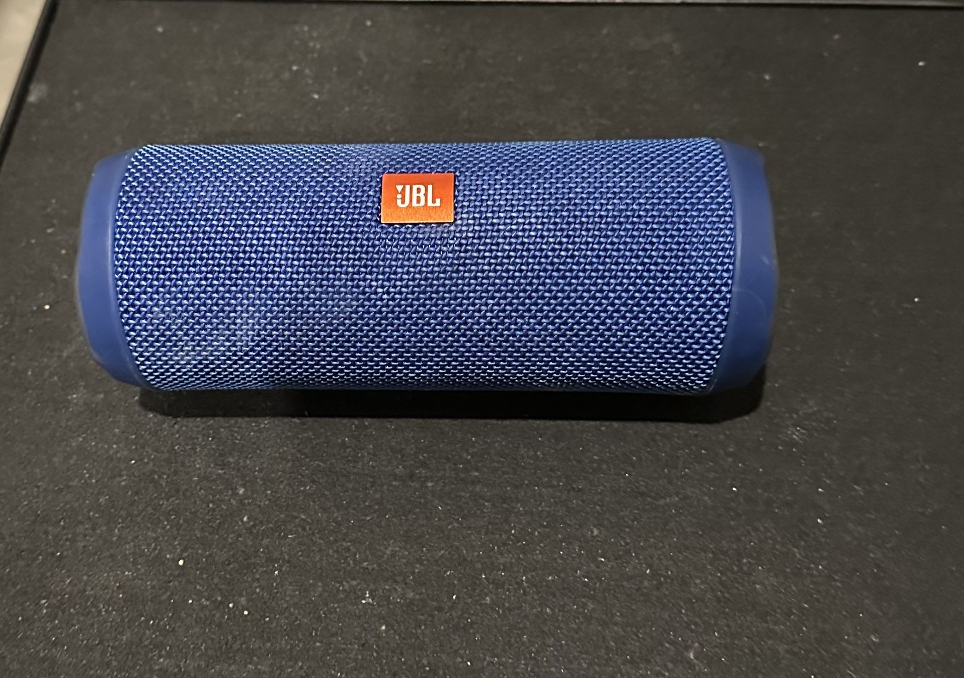 JBL Flip4 Speaker