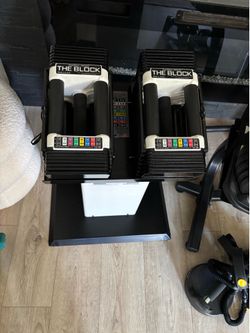 Dumbbells & Rack(Power Block)new condition 2x45.View the comment below