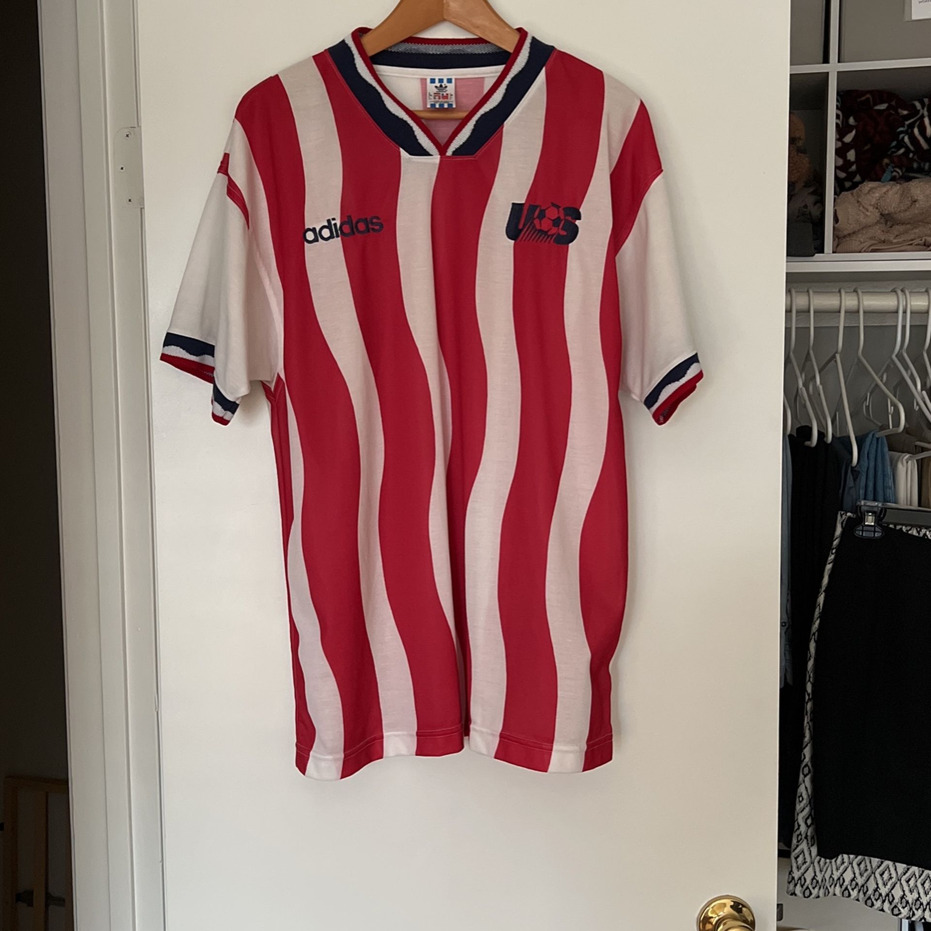 Soccer jersey vintage USA “bacon” size L