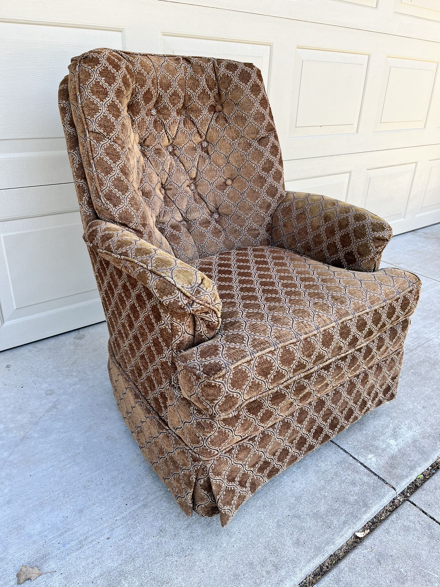 Comfortable Upholstered Rocking/Swivel Chair
