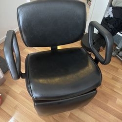 Collins Leather Chair 