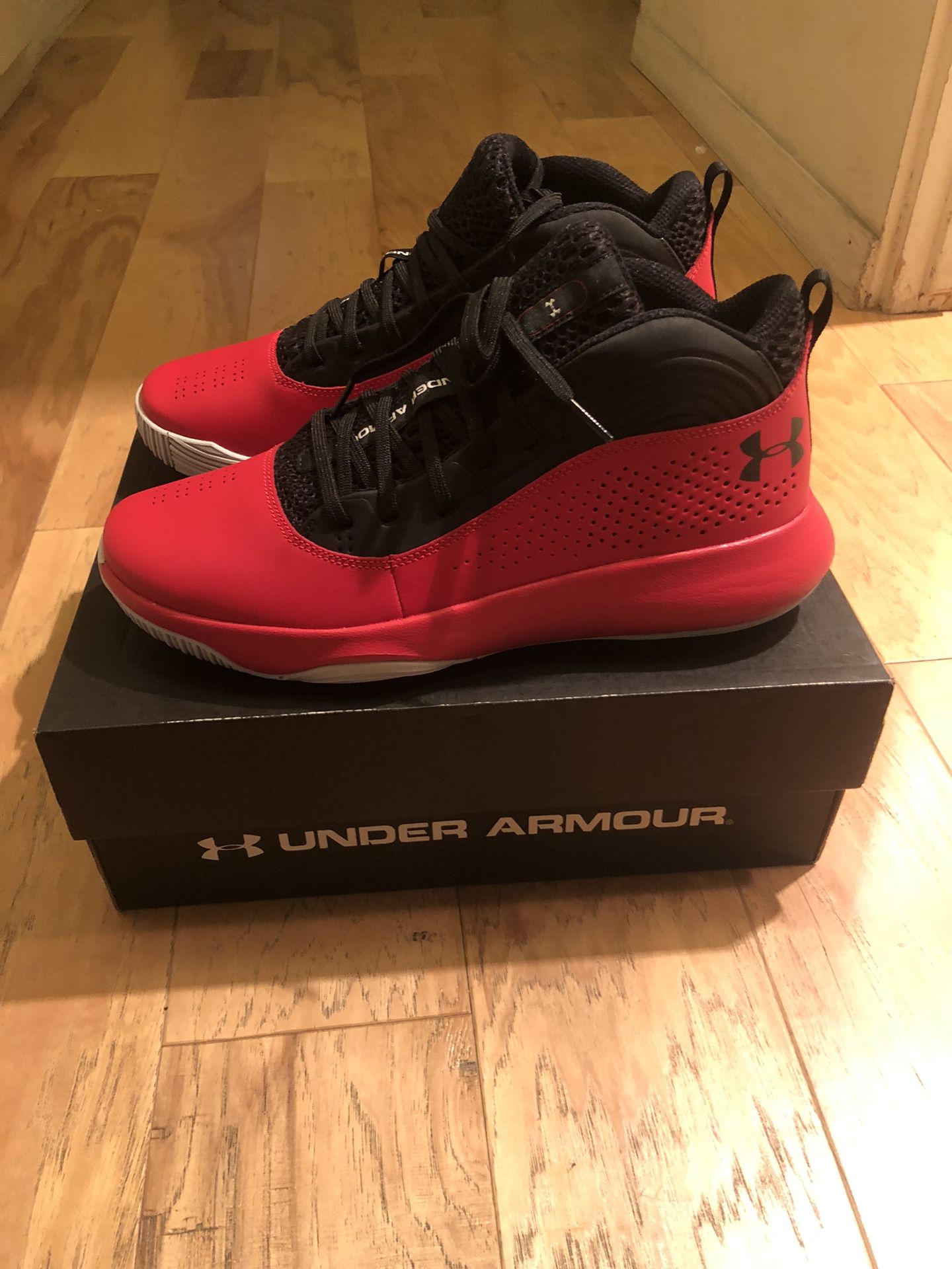 Under Armour Men’s Shoes 9