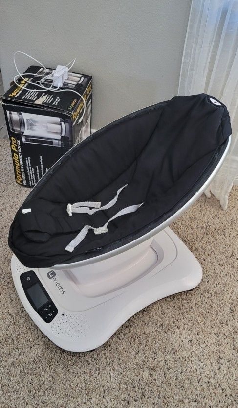 MamaRoo Swing