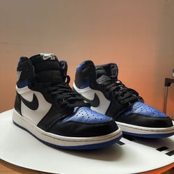 Air Jordan 1’s Black/Royal blue Size 9.5 