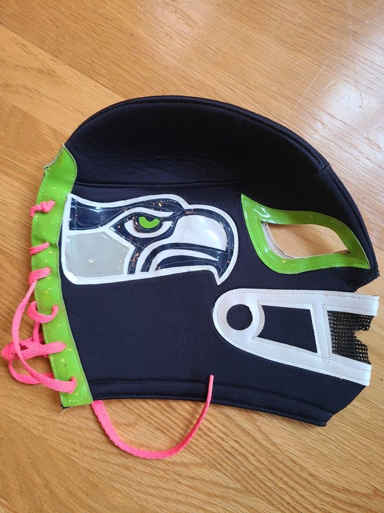 SEATTLE SEAHAWKS!LUCHADOR-WRESTLER MASK!LIME GREEN EYES ! GREAT 12TH MAN or WOMAN