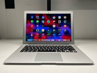 **Apple MacBook Air 13” 2017 w/Microsoft Office Suite ** *macOS Monterey  12.7.6  ** Price $ 199