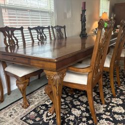 Really Nice Dining Table 