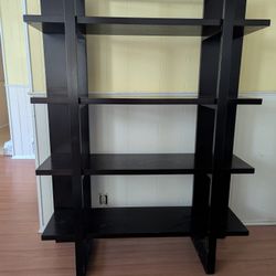 Bookshelf 