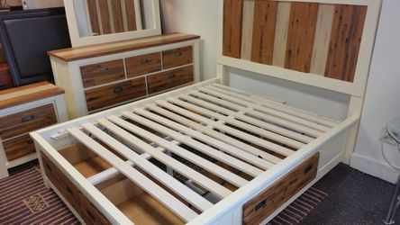 Unique Queen bedroom set