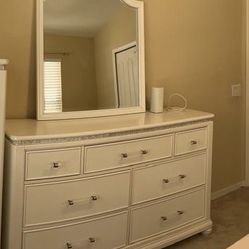Dressing Table with Mirror 